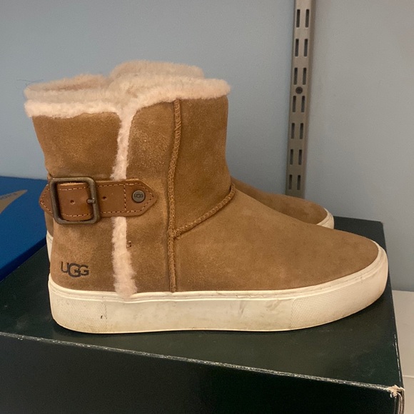 Ugg mini chestnut boots suede - Picture 4 of 6